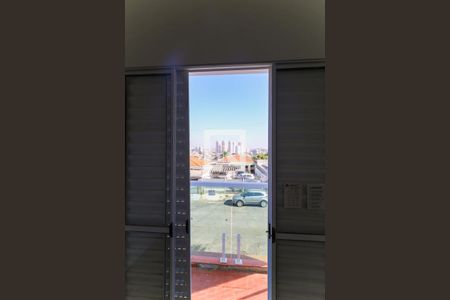 Casa à venda com 350m², 5 quartos e 10 vagas Casa à venda com 350m², 5 quartos e 10 vagasVaranda