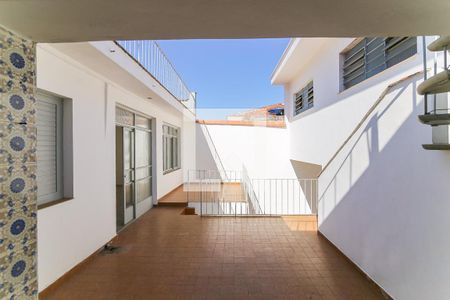 Casa à venda com 350m², 5 quartos e 10 vagas Casa à venda com 350m², 5 quartos e 10 vagasQuintal