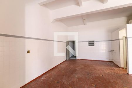 Casa à venda com 350m², 5 quartos e 10 vagas Casa à venda com 350m², 5 quartos e 10 vagasSalão
