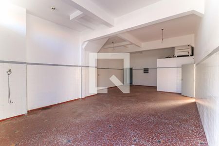 Casa à venda com 350m², 5 quartos e 10 vagas Casa à venda com 350m², 5 quartos e 10 vagasSalão