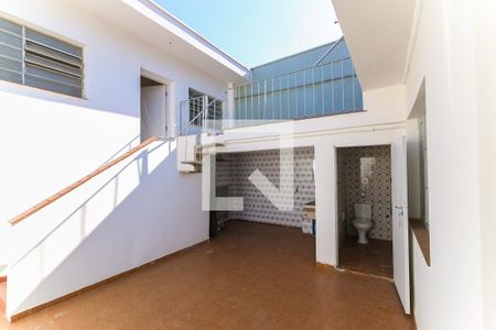 Casa à venda com 350m², 5 quartos e 10 vagas Casa à venda com 350m², 5 quartos e 10 vagasÁrea de Serviço
