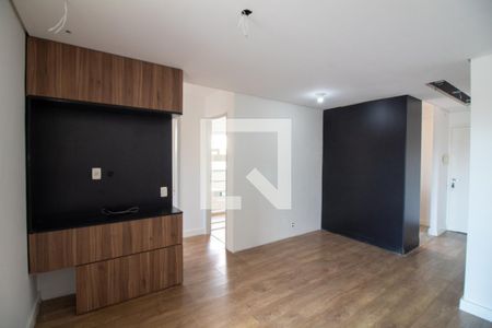 Sala de apartamento para alugar com 3 quartos, 64m² em Jardim Aeroporto, São Paulo