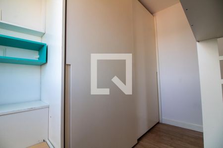 Quarto 1 de apartamento para alugar com 3 quartos, 64m² em Jardim Aeroporto, São Paulo