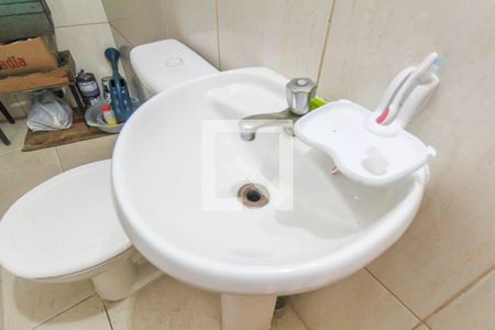 Lavabo de casa à venda com 2 quartos, 52m² em Jardim Santa Adélia, São Paulo