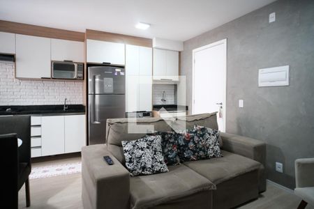 Sala/Cozinha de apartamento para alugar com 2 quartos, 40m² em Cangaíba, São Paulo