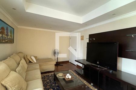 Sala de TV de casa de condomínio à venda com 4 quartos, 600m² em Alphaville, Santana de Parnaíba