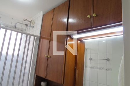 Banheiro de apartamento à venda com 2 quartos, 65m² em Jardim Vergueiro, São Paulo