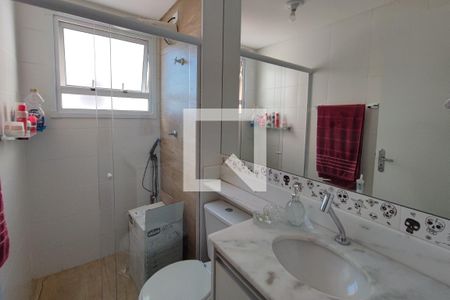 Banheiro Suíte de apartamento à venda com 3 quartos, 60m² em Vila Satúrnia, Campinas