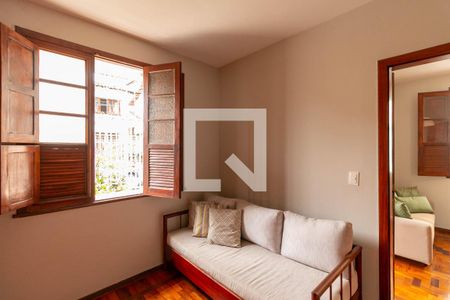 Quarto 1 de casa à venda com 2 quartos, 250m² em Floresta, Belo Horizonte