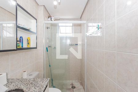 Banheiro da Suíte  de apartamento à venda com 2 quartos, 45m² em Parque Fongaro, São Paulo