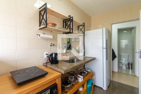 Cozinha e área de serviço de kitnet/studio para alugar com 1 quarto, 27m² em Jardim Vila Mariana, São Paulo