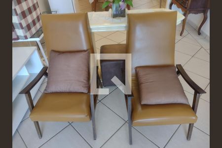 Detalhe da sala de apartamento para alugar com 3 quartos, 100m² em Vila Assuncao, Praia Grande