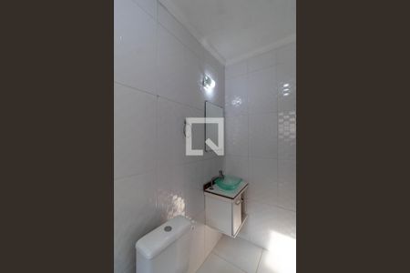Banheiro da Suíte 1 de casa de condomínio para alugar com 3 quartos, 160m² em Vila Aricanduva, São Paulo