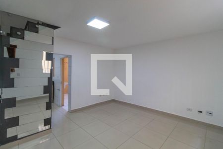 Sala de casa de condomínio para alugar com 3 quartos, 160m² em Vila Aricanduva, São Paulo