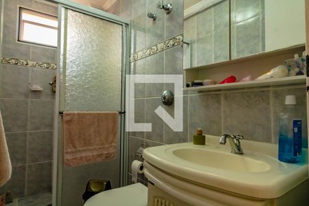 Banheiro de apartamento à venda com 1 quarto, 68m² em Vila Guarani, São Paulo