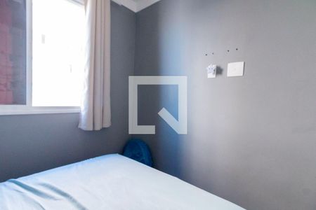 Quarto 2 de apartamento para alugar com 2 quartos, 40m² em Itaquera, São Paulo