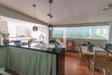 Apartamento para alugar com 247m², 4 quartos e 3 vagas Apartamento para alugar com 247m², 4 quartos e 3 vagasVaranda gourmet