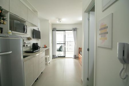 Cozinha de kitnet/studio para alugar com 1 quarto, 27m² em Tucuruvi, São Paulo