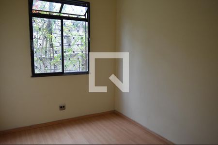 Quarto 2 de apartamento para alugar com 2 quartos, 44m² em Centro, Contagem