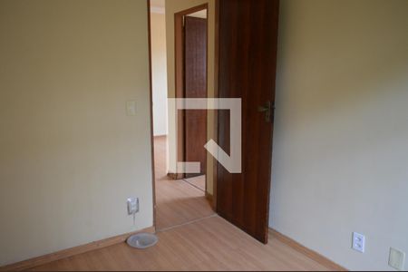 Quarto 2 de apartamento para alugar com 2 quartos, 44m² em Centro, Contagem