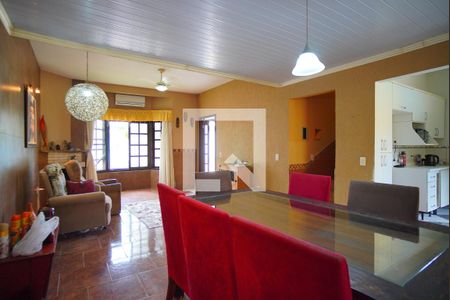 Sala de casa de condomínio à venda com 3 quartos, 195m² em Sarandi, Porto Alegre