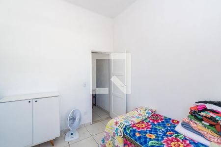 Quarto 1  de apartamento para alugar com 2 quartos, 50m² em Olaria, Rio de Janeiro