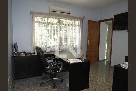 Sala 3 de casa para alugar com 2 quartos, 200m² em Vila Pereira Barreto, São Paulo