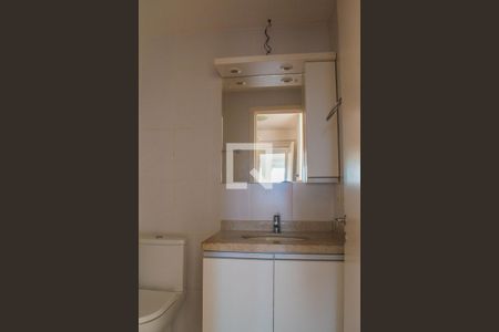 Banheiro da Suíte de apartamento à venda com 3 quartos, 75m² em Santana, Porto Alegre