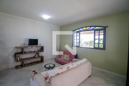 Sala de casa à venda com 5 quartos, 200m² em Betim Industrial, Betim