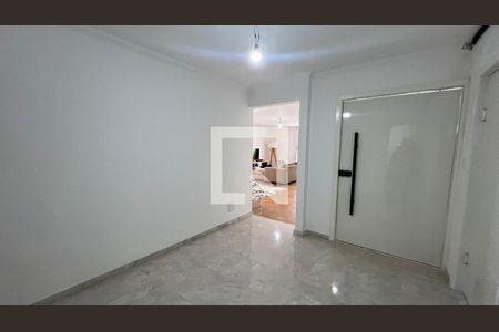 Hall social de apartamento à venda com 3 quartos, 230m² em Jardim Paulista, São Paulo