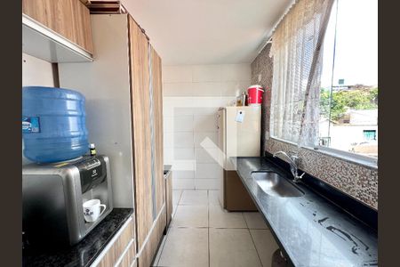 Cozinha de apartamento para alugar com 2 quartos, 122m² em Ressaca, Contagem