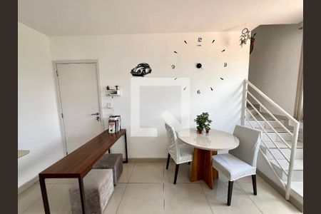 Sala de apartamento para alugar com 2 quartos, 122m² em Ressaca, Contagem