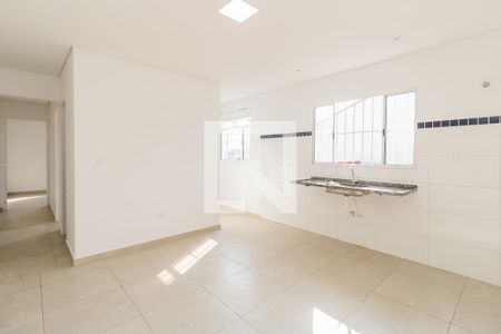 Sala/ cozinha  de casa para alugar com 2 quartos, 48m² em Jardim Nordeste, São Paulo