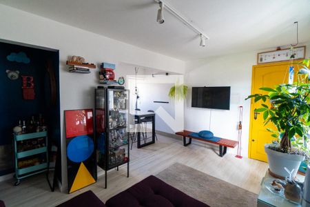 Sala de apartamento à venda com 2 quartos, 54m² em Chácara Inglesa, São Paulo