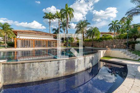 Casa de condomínio à venda com 490m², 4 quartos e 4 vagas Casa de condomínio à venda com 490m², 4 quartos e 4 vagasÁrea comum - Salão de festas