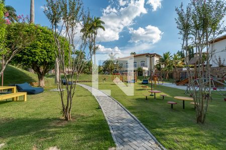 Casa de condomínio à venda com 490m², 4 quartos e 4 vagas Casa de condomínio à venda com 490m², 4 quartos e 4 vagasÁrea comum - Playground