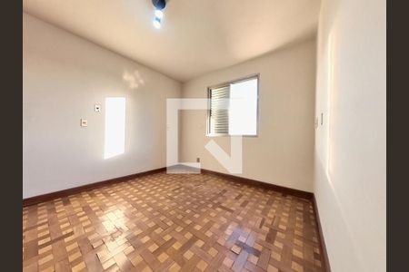 Quarto 2 de casa para alugar com 2 quartos, 152m² em Alto da Lapa, São Paulo