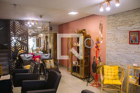 Sala de casa para alugar com 3 quartos, 200m² em Jardim das Vertentes, São Paulo