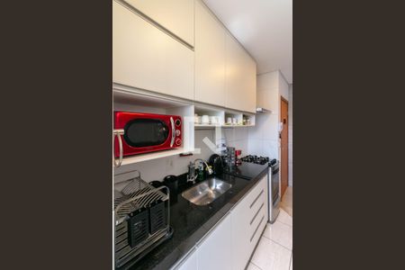 Apartamento à venda com 120m², 2 quartos e 2 vagas Apartamento à venda com 120m², 2 quartos e 2 vagasCozinha e Área de Serviço