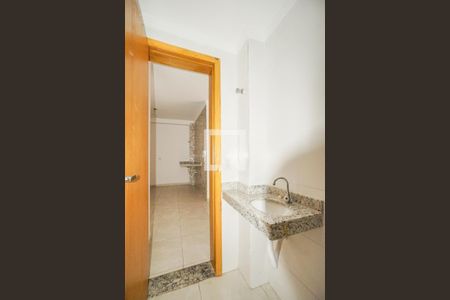 Banheiro  de apartamento à venda com 2 quartos, 47m² em Vila Carrao, São Paulo