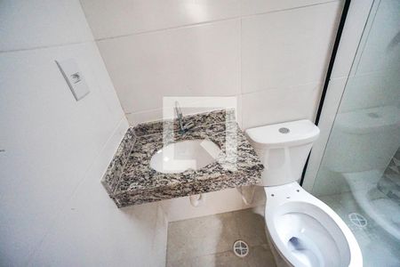 Banheiro de apartamento para alugar com 1 quarto, 36m² em Vila Carrao, São Paulo