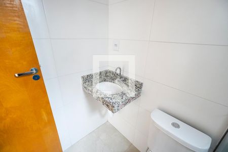 Banheiro de apartamento para alugar com 1 quarto, 36m² em Vila Carrao, São Paulo