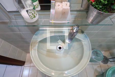 Lavabo de apartamento para alugar com 5 quartos, 200m² em Jardim Praiano, Guarujá