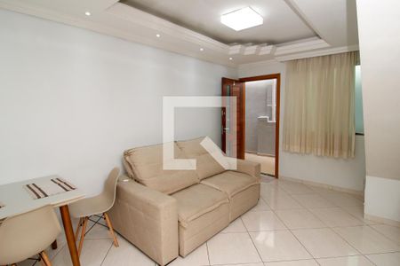 Sala de casa à venda com 2 quartos, 77m² em Céu Azul, Belo Horizonte