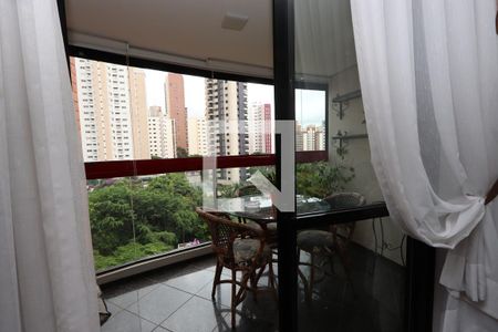 Sacada de apartamento à venda com 4 quartos, 107m² em Jardim Vila Mariana, São Paulo