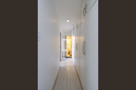 Corredor Quartos de apartamento à venda com 2 quartos, 70m² em Barro Branco (zona Norte), São Paulo