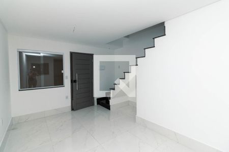 Casa de condomínio à venda com 72m², 2 quartos e 1 vagaSala