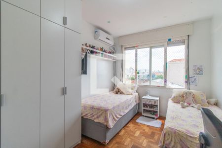 Quarto 1 de apartamento à venda com 2 quartos, 70m² em Santo Antônio, Porto Alegre