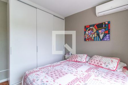 Quarto 2 de apartamento à venda com 2 quartos, 70m² em Santo Antônio, Porto Alegre