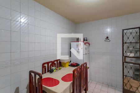 Cozinha de casa à venda com 2 quartos, 70m² em Goiânia, Belo Horizonte